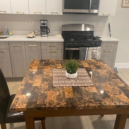 Stylish Room 8Mins To Newark Airport Екстериор снимка