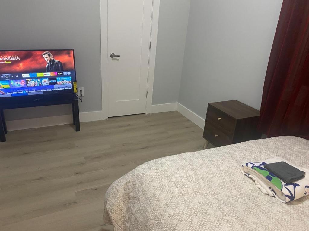 Stylish Room 8Mins To Newark Airport Екстериор снимка