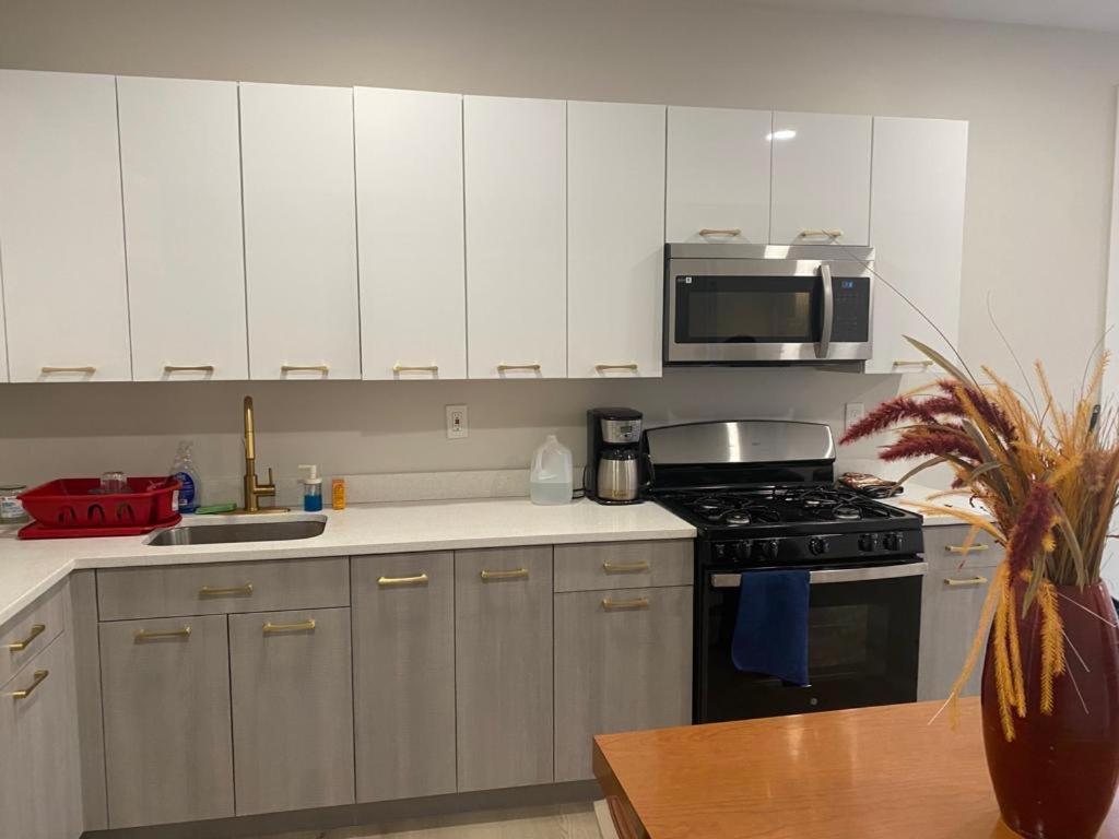Stylish Room 8Mins To Newark Airport Екстериор снимка