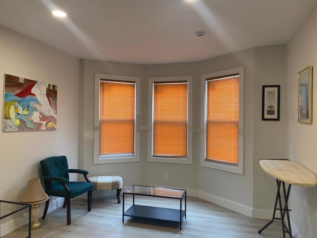 Stylish Room 8Mins To Newark Airport Екстериор снимка
